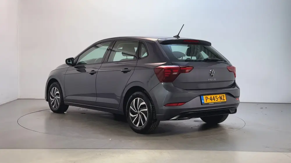 Volkswagen Polo 1.0 TSI DSG Life Parkeersensoren Navigatie V uit 2022, foto 6