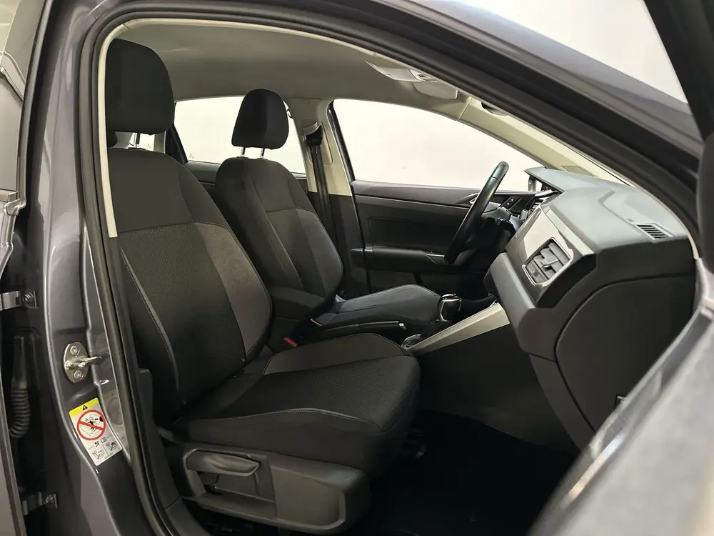 Volkswagen Polo 1.0 TSI DSG Life Parkeersensoren Navigatie V uit 2022, foto 7