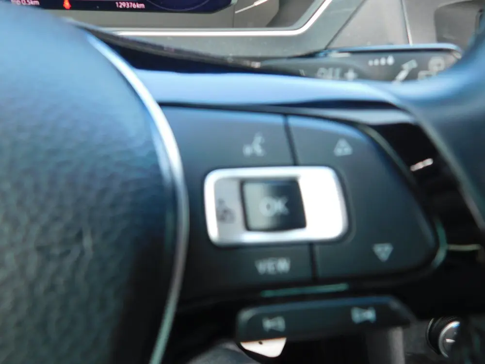 Volkswagen Tiguan 1.5 TSI/DSG Highline R-line, Camera, Panor uit 2020, foto 10