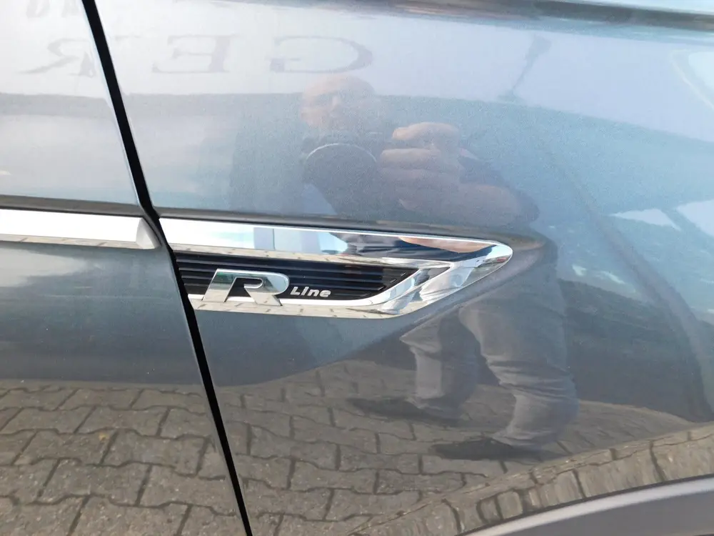 Volkswagen Tiguan 1.5 TSI/DSG Highline R-line, Camera, Panor uit 2020, foto 18