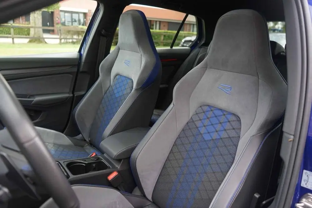 Volkswagen Golf 8.5 R 2.0 TSI 333PK 4Motion Performance R20 uit 2024, foto 11