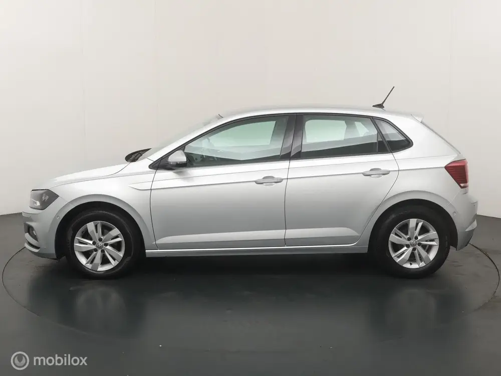 Volkswagen Polo 1.0 TSI Comfortline Business AUTOMAAT uit 2019, foto 2