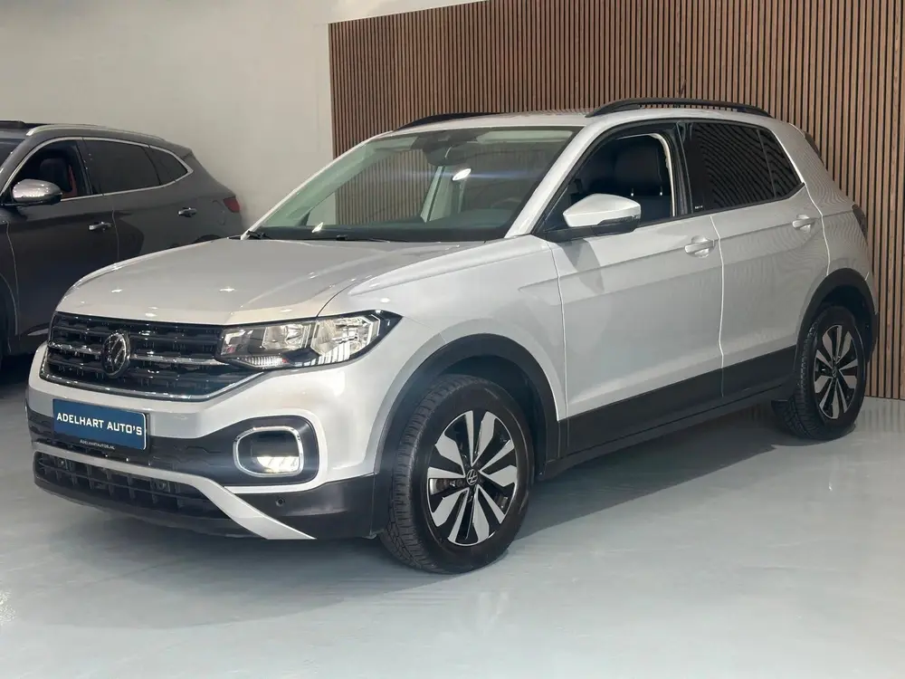 Volkswagen T-Cross 1.5 TSI Life 150 PK Automaat DSG / Naviga uit 2023, foto 3