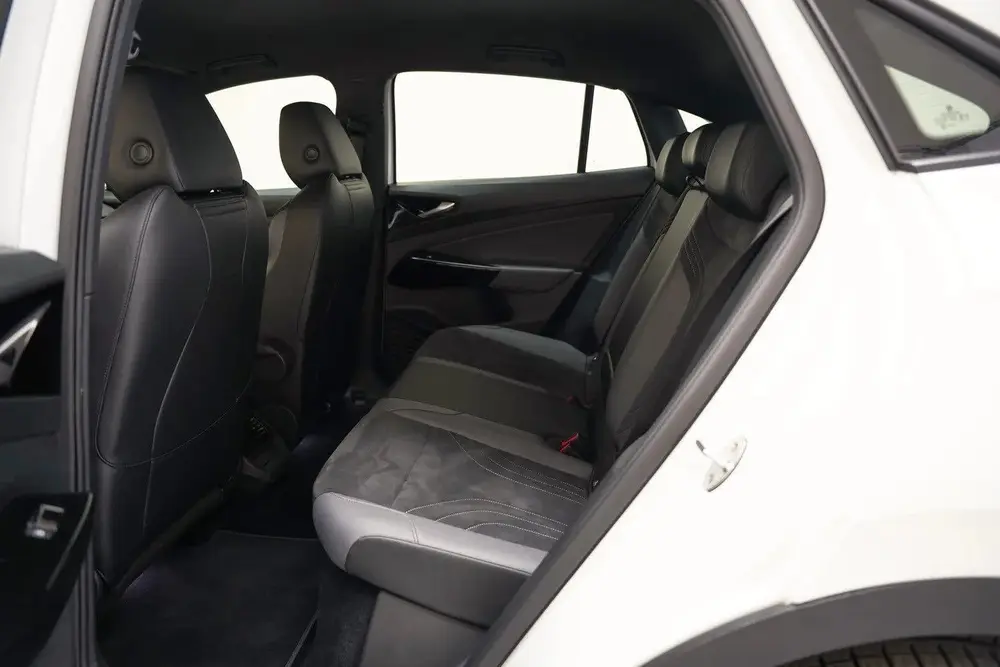 Volkswagen ID.5 Pro Style 77 kWh [ Warmtepomp 360°-camera S uit 2022, foto 11