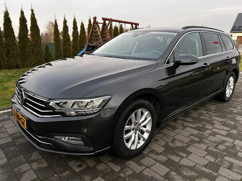 Volkswagen Passat Variant Passat 1.5 TSI 150pk DSG 2020 Grijs uit 2020, foto 11
