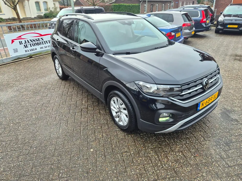 Volkswagen T-Cross 1.0 TSI Life Apple carplay/Android auto 1 uit 2022, foto 2