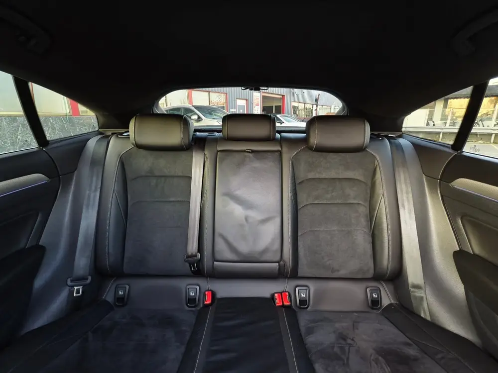 Volkswagen Arteon 1.5 TSI Business R-LINE / NAP / PANO / DSG uit 2019, foto 16