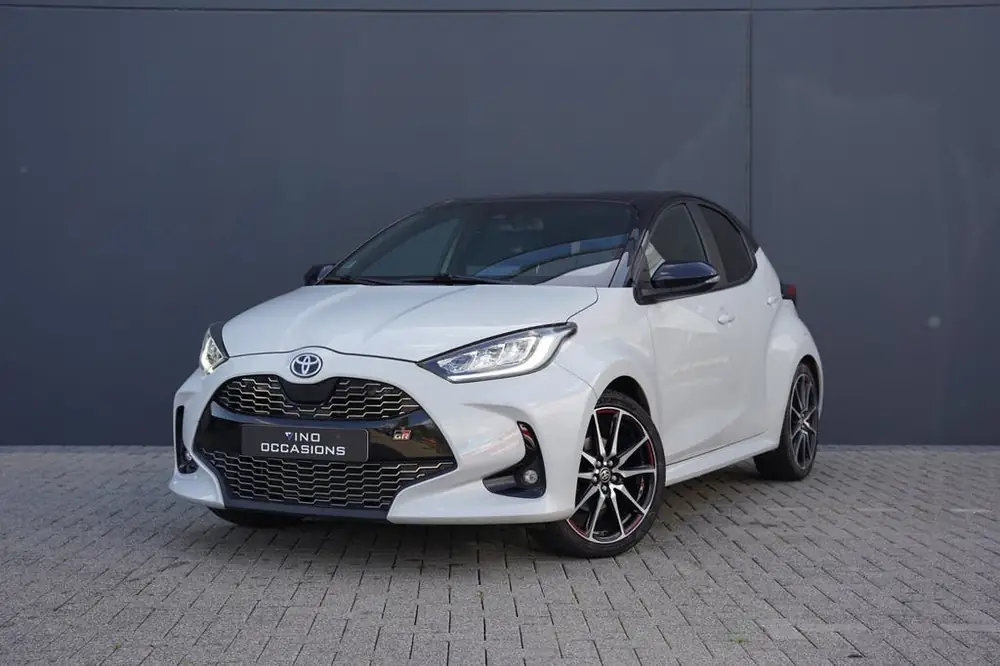 Toyota Yaris 1.5 Hybrid GR Sport |Head up|Dealer o.h.|Adapt. uit 2023