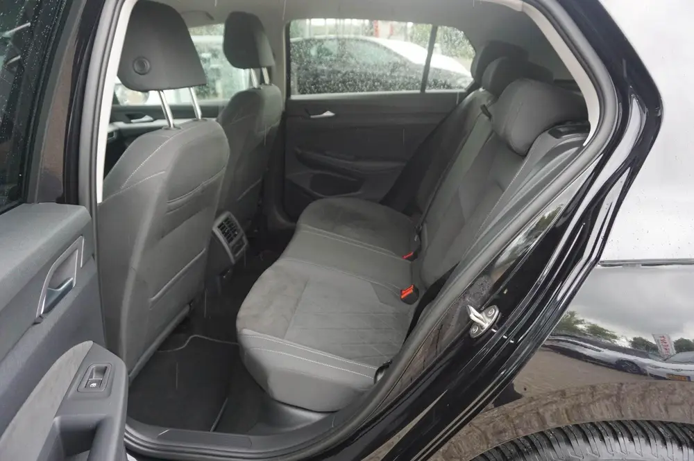 Volkswagen Golf 1.0 TSI 110pk Life Business | Keyless | Blin uit 2023, foto 18