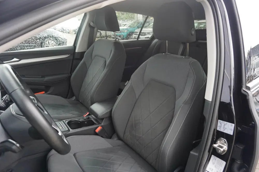 Volkswagen Golf 1.0 TSI 110pk Life Business | Keyless | Blin uit 2023, foto 4