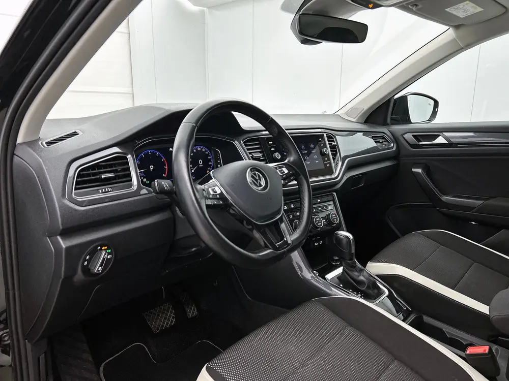 Volkswagen T-Roc 1.5 TSI Sport | Trekhaak | Camera | CarPlay uit 2021, foto 14