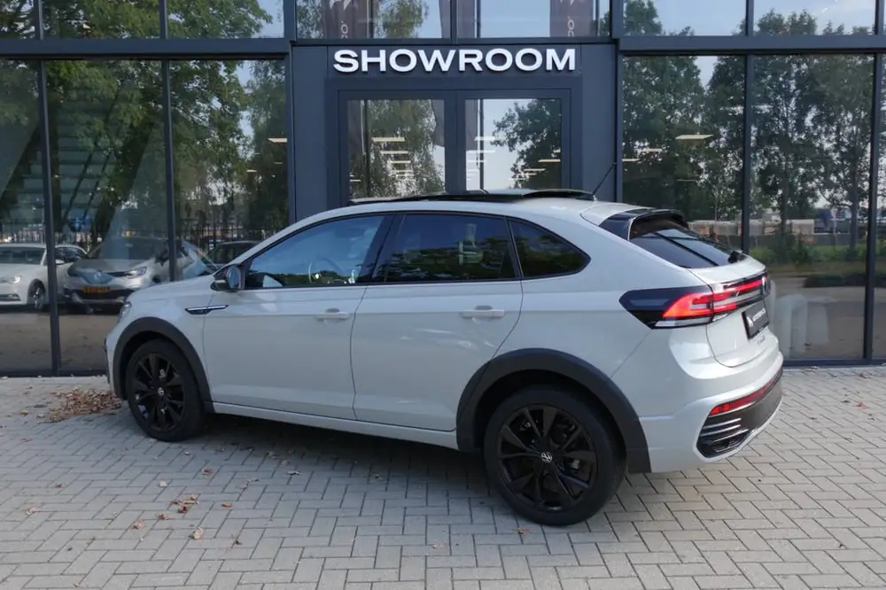 Volkswagen Taigo 1.5 TSI R-Line PANO KEYLESS CAM uit 2022, foto 2