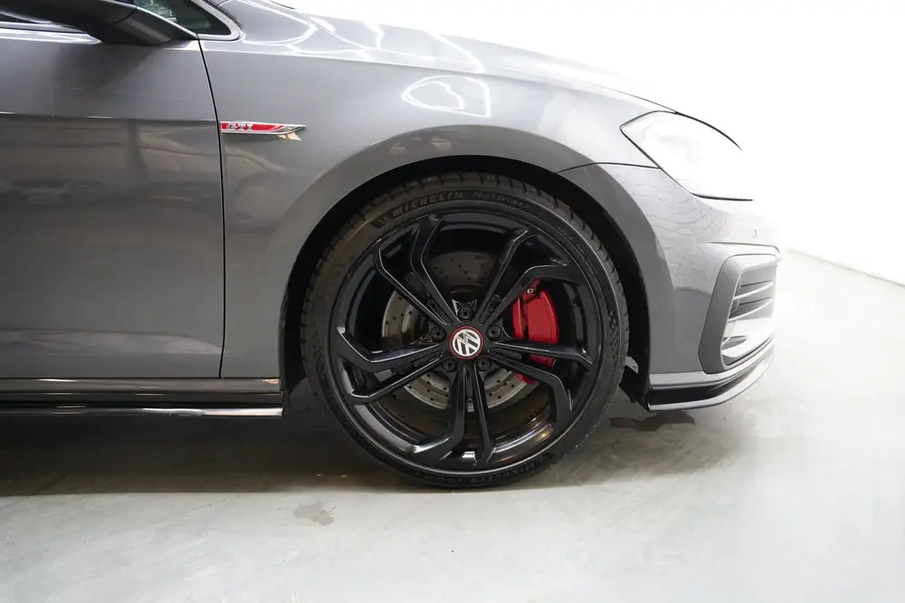 Volkswagen Golf 2.0 TSI GTI TCR PANO VIRTUAL ACC KEYLESS CAM uit 2019, foto 10