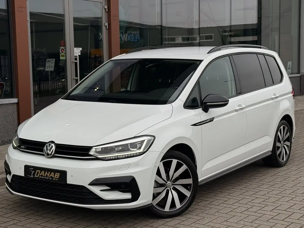 Volkswagen Touran 1.5 TSI Highline Business R 7p | ACC | Ach uit 2019, foto 3