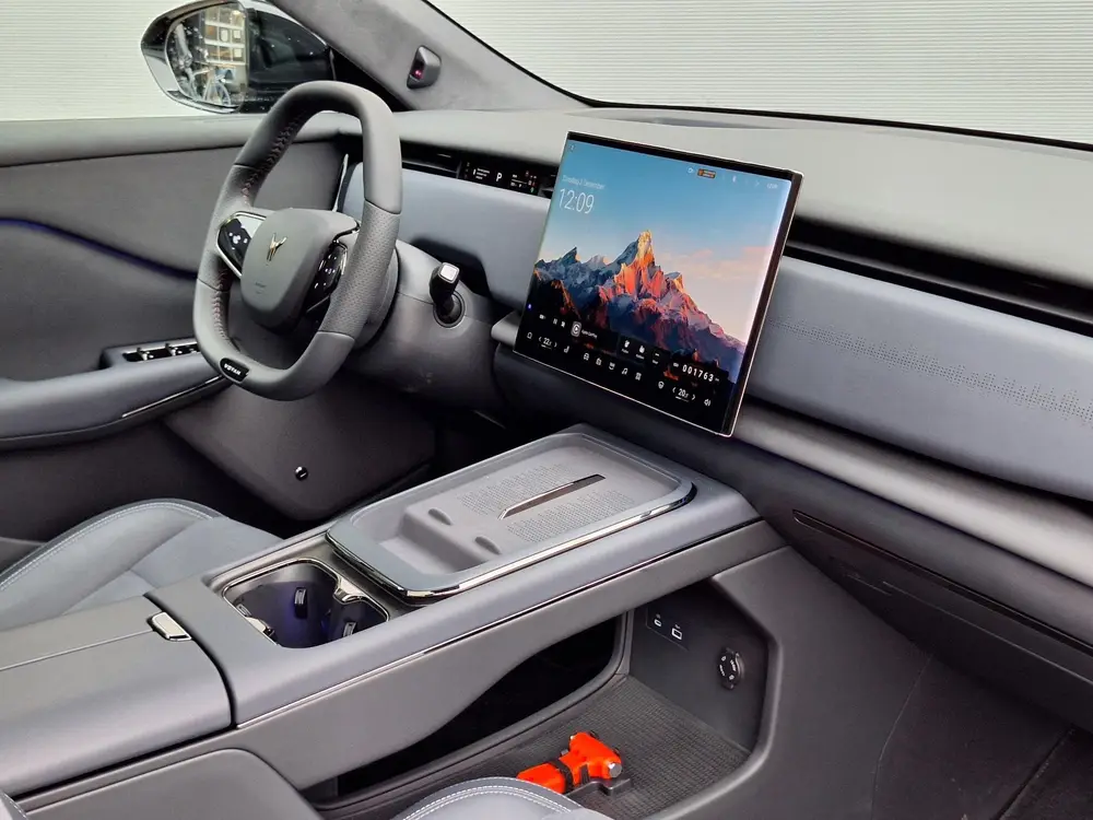 Voyah Courage Performance Edition | Panoramadak | 360° Came uit 2025, foto 13