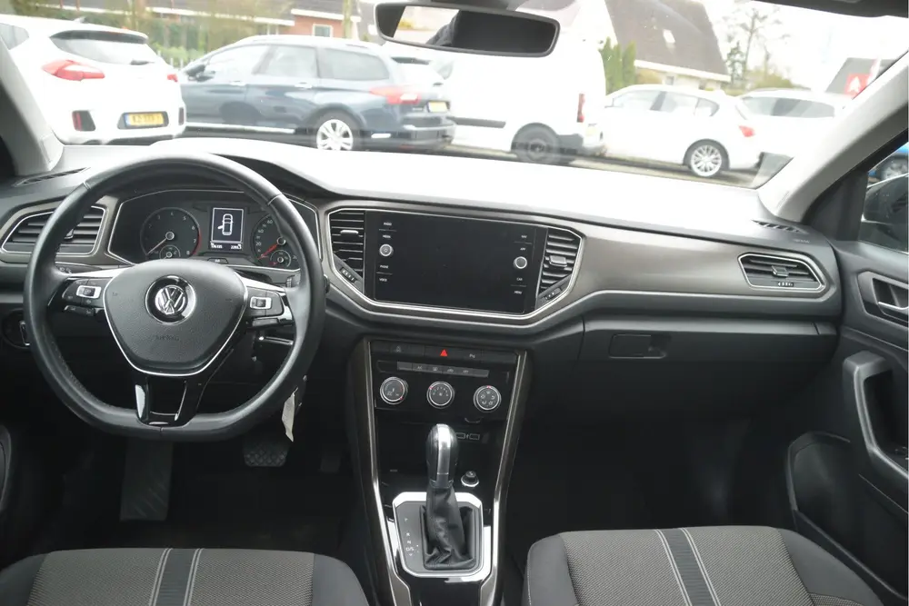 Volkswagen T-Roc 1.5 TSI Style Carplay | PDC | Trekhaak | LM uit 2019, foto 11