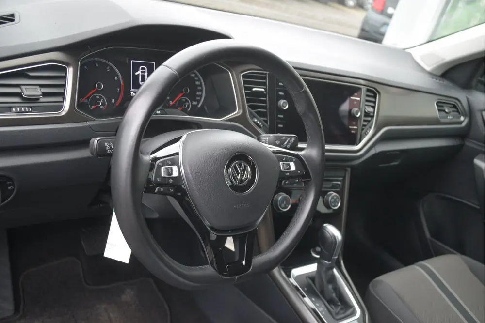 Volkswagen T-Roc 1.5 TSI Style Carplay | PDC | Trekhaak | LM uit 2019, foto 9