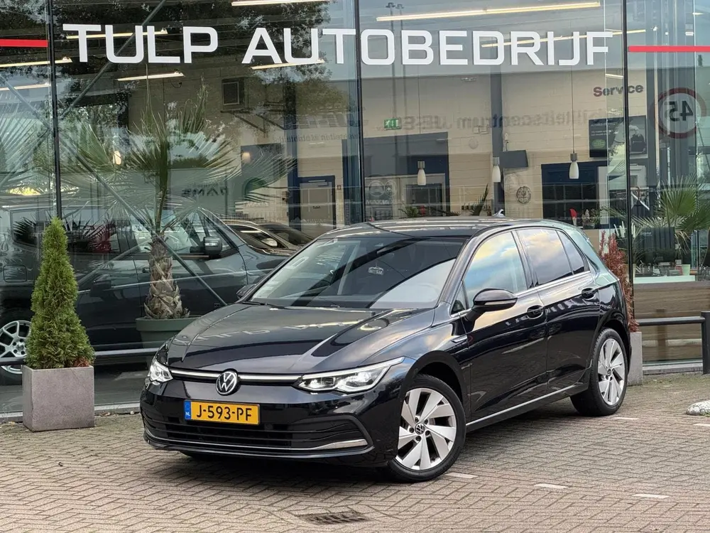 Volkswagen Golf VIII 1.5 TSI Style hb 5drs 2020 Virtueel Nav uit 2020, foto 2