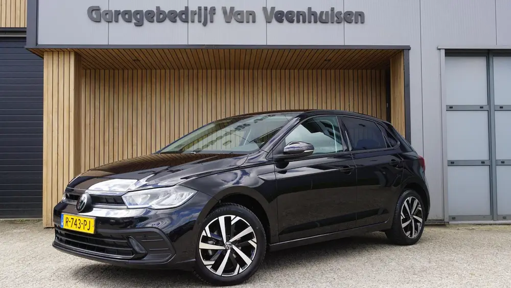 Volkswagen Polo 1.0 TSI 95pk 5Drs Life LED A-Camera AFN.Trek uit 2022
