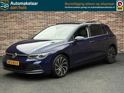 Volkswagen Golf 1.4 eHybrid Style Panoramadak Virtual Massag uit 2023