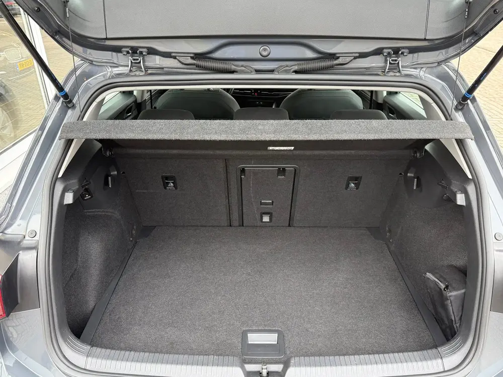 Volkswagen Golf 1.5 eTSI Style uit 2021, foto 10