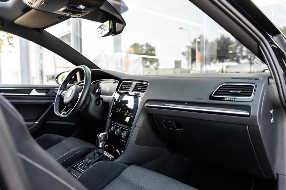 Volkswagen Golf 2.0 TSI 4Motion R Pano Dynaudio DSG Keyless uit 2020, foto 19