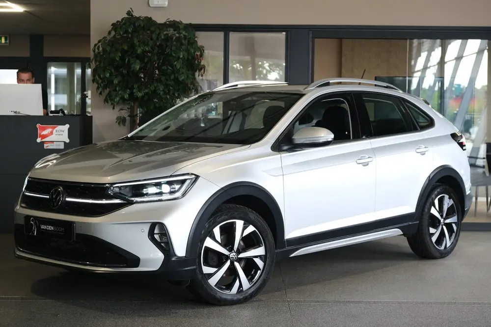 Volkswagen Taigo 1.0 TSI Style 110PK DSG IQ Matrix Led PDC N uit 2022