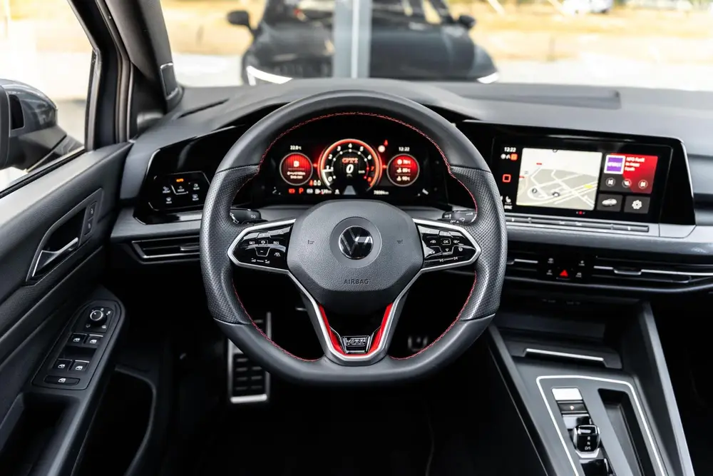 Volkswagen Golf 2.0 TSI GTI Clubsport Pano HK DSG LED uit 2021, foto 16