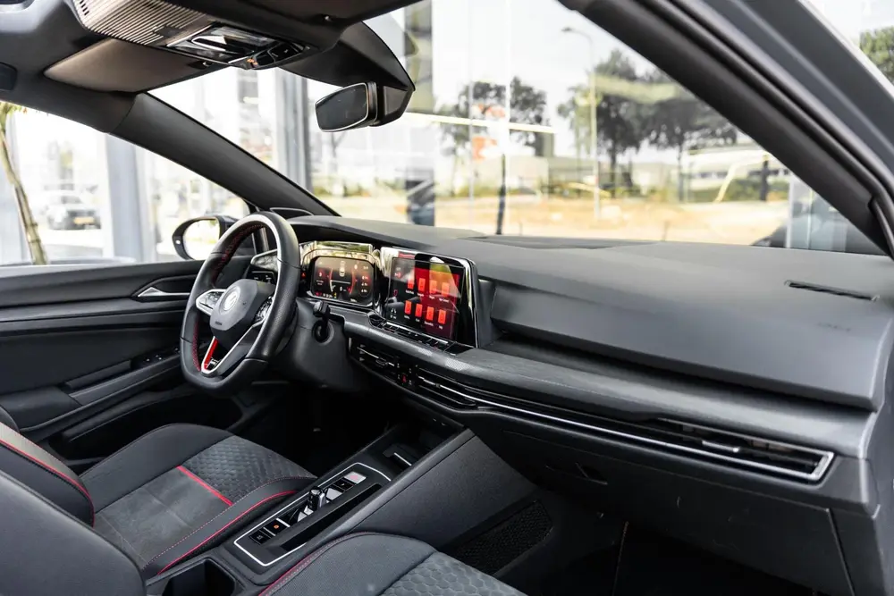 Volkswagen Golf 2.0 TSI GTI Clubsport Pano HK DSG LED uit 2021, foto 17