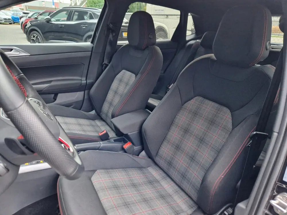 Volkswagen Polo 2.0 TSI GTI DSG /IQ Drive /IQ Light /Drivers uit 2024, foto 10