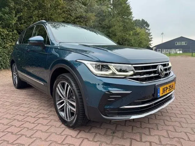 Volkswagen Tiguan 1.4 TSI eHYBRID R BUSINESS+/SOH 91,6%/LED/ uit 2021