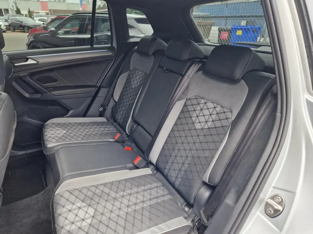 Volkswagen TIGUAN 1.5 TSI Dsg 2x R-Line Pano Full! uit 2021, foto 14