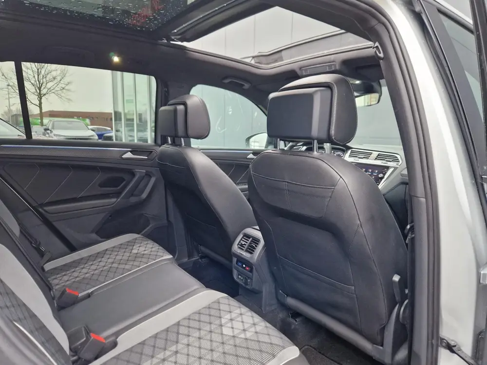 Volkswagen TIGUAN 1.5 TSI Dsg 2x R-Line Pano Full! uit 2021, foto 9
