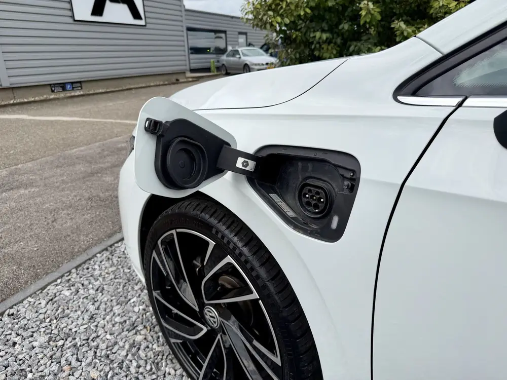 Volkswagen Golf 1.4 eHybrid Style Navi|IQLight|Memoryinter|S uit 2022, foto 11