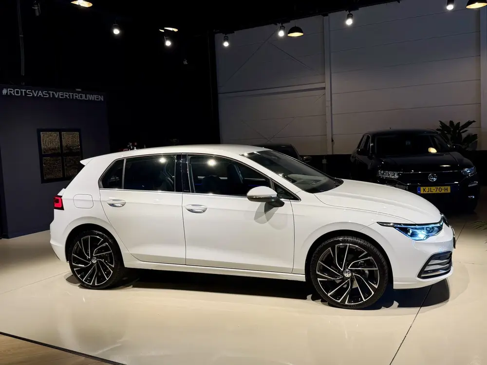 Volkswagen Golf 1.4 eHybrid Style Navi|IQLight|Memoryinter|S uit 2022, foto 17