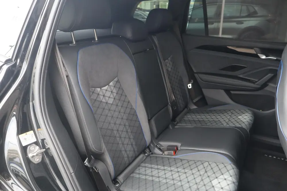 Volkswagen Tayron 1.5 eHybrid 204pk R-Line Edition | Panoram uit 2025, foto 16