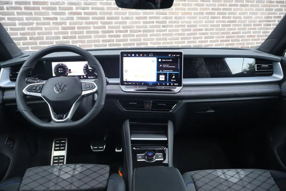 Volkswagen Tayron 1.5 eHybrid 204pk R-Line Edition | Panoram uit 2025, foto 5