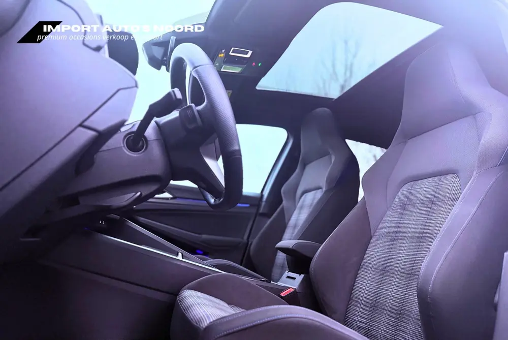 Volkswagen Golf 8 GTE Pano Black style ACC 19 inch Carplay ( uit 2020, foto 14
