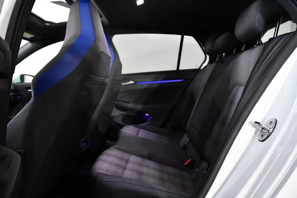 Volkswagen Golf 1.4 eHybrid GTE Pano*Lane-assist*Sfeer uit 2020, foto 6