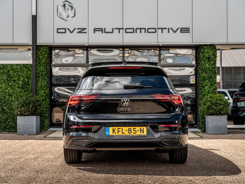 Volkswagen Golf 1.4 eHybrid 245PK GTE | Matrix | Pano | Came uit 2022, foto 10