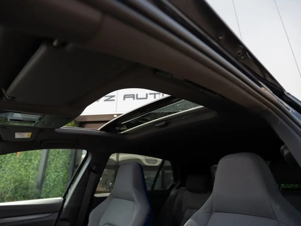 Volkswagen Golf 1.4 eHybrid 245PK GTE | Matrix | Pano | Came uit 2022, foto 19