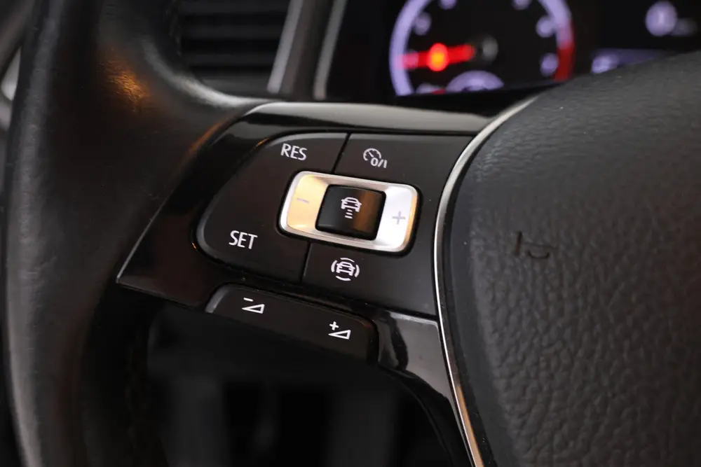 Volkswagen T-Roc 1.5 TSI Sport 150PK Automaat, Apple carplay uit 2019, foto 17