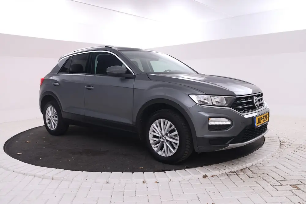 Volkswagen T-Roc 1.5 TSI Sport 150PK Automaat, Apple carplay uit 2019, foto 4