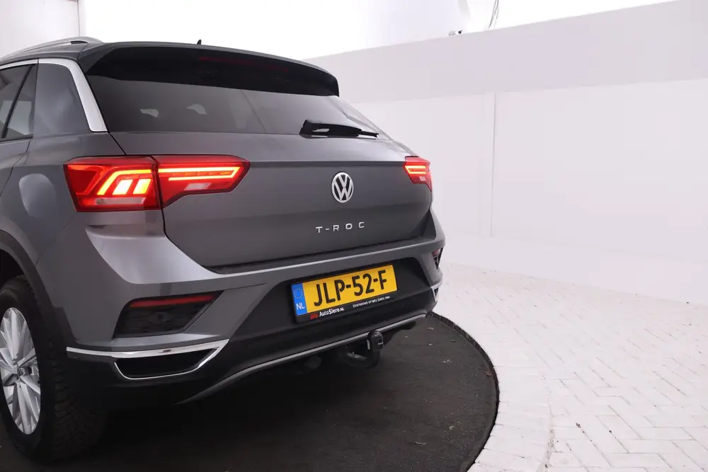 Volkswagen T-Roc 1.5 TSI Sport 150PK Automaat, Apple carplay uit 2019, foto 8