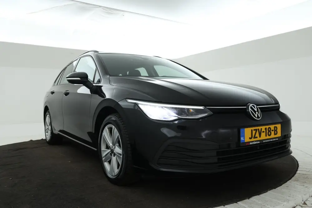 Volkswagen Golf 2.0 TDI Life Business Automaat, Navigatie uit 2021, foto 5