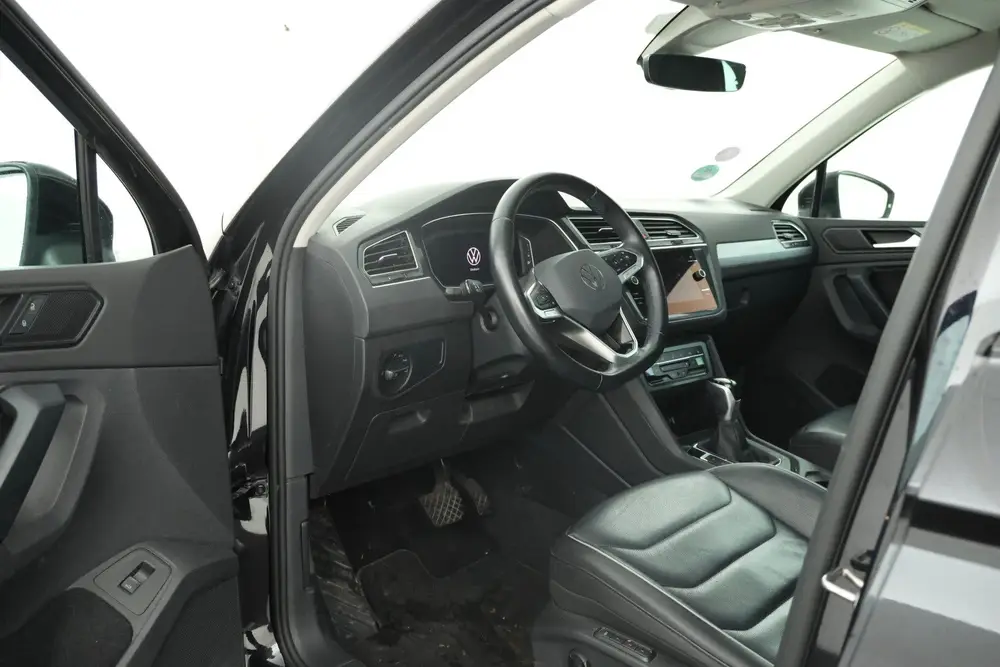Volkswagen Tiguan 1.5 TSI Elegance Automaat, Volleder, Digit uit 2021, foto 13