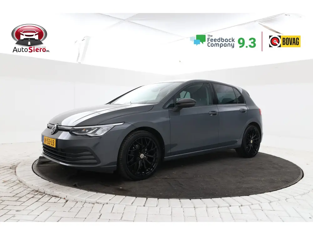 Volkswagen Golf 1.5 TSI Life Stoel/stuurverwarming, Adaptiev uit 2021