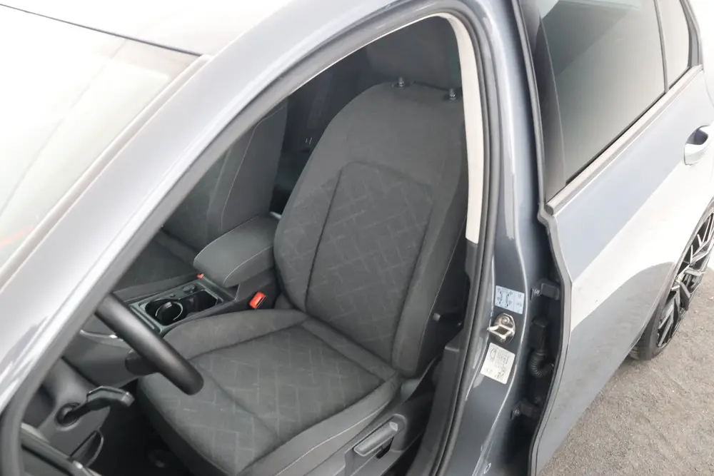 Volkswagen Golf 1.5 TSI Life Stoel/stuurverwarming, Adaptiev uit 2021, foto 12