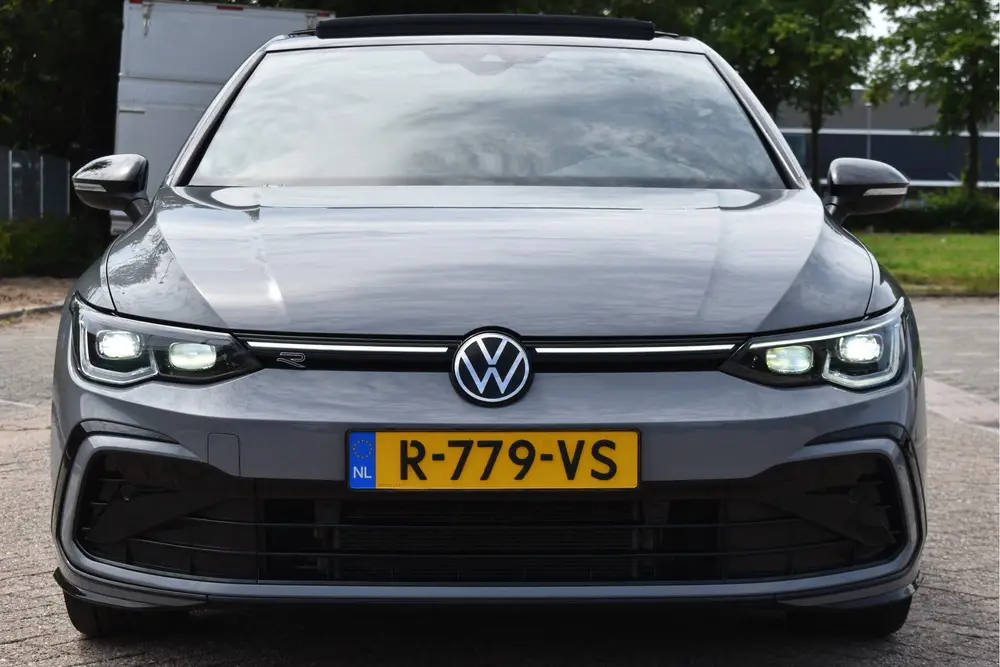 Volkswagen Golf 2.0 TSI 191 PK 3x R-Line Nardo Grey Winter p uit 2022, foto 4