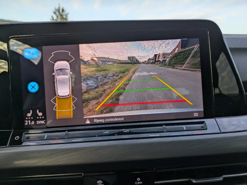 Volkswagen Golf VW Golf 8 1.5 eTSI 150pk DSG Style IQ.Light TravelAssist Cam uit 2020, foto 14